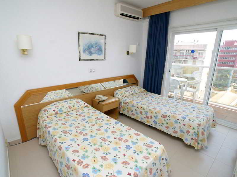 Hotel Esplai Calella Exterior photo