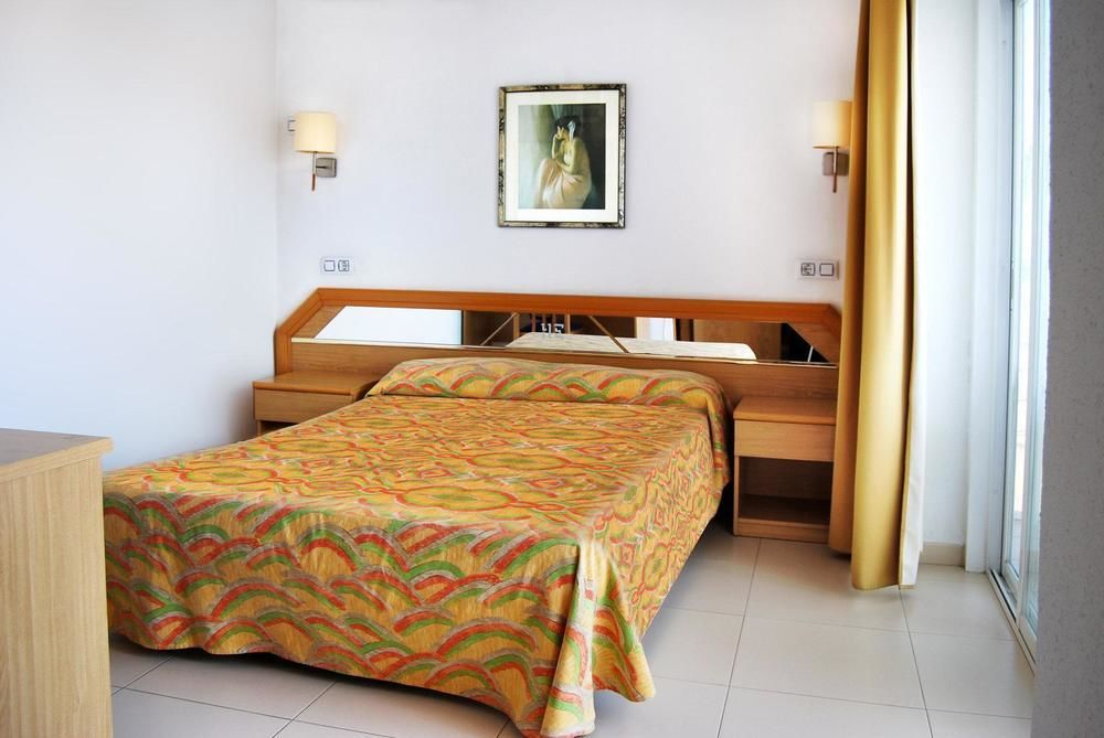 Hotel Esplai Calella Exterior photo